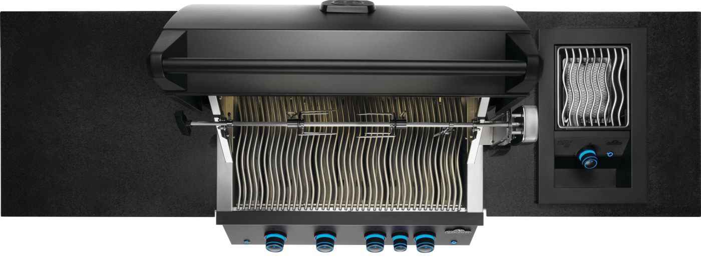 OASIS™ Outdoor Kitchen - OASIS™ 300 with Built-in 700 Series 32" Gas Grill